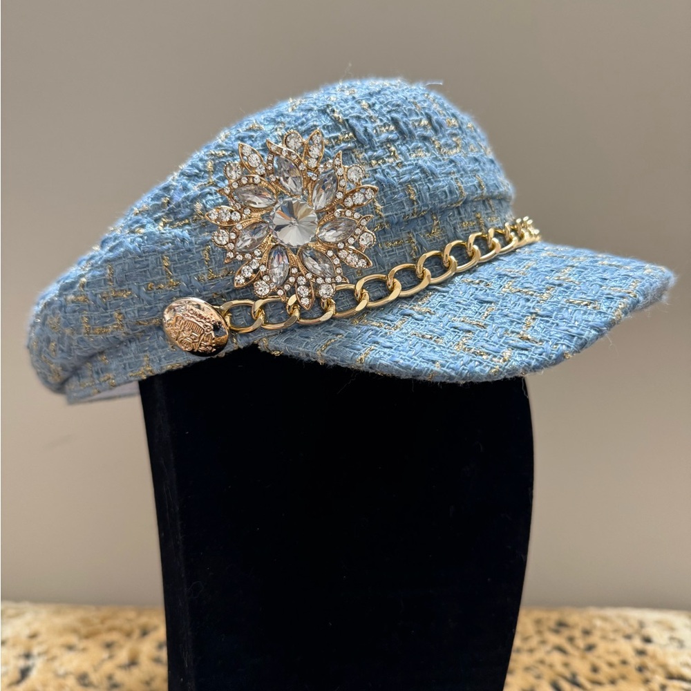 Newsboy Cap Blue & Gold Tweed with Gold Chain and Crystal Brooch, adjustable. - Picture 4 of 5